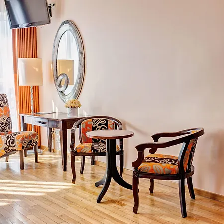 Aparthotel Don Prestige 4*