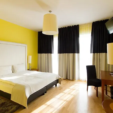 Don Prestige Aparthotel 4*