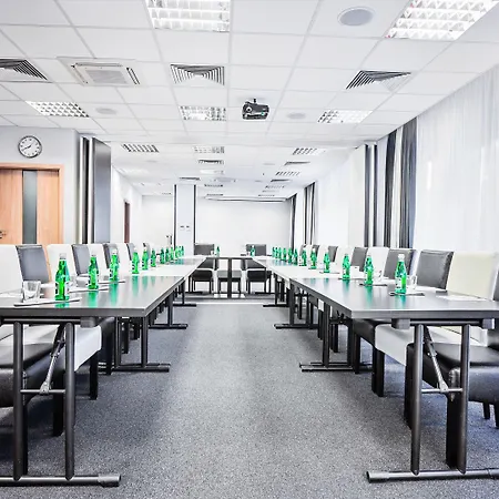 Don Prestige Apart Otel Poznan