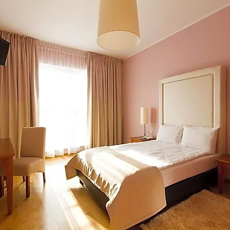 Don Prestige 4* Poznaň