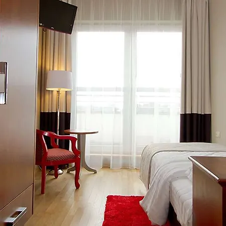 Don Prestige 4* Poznan