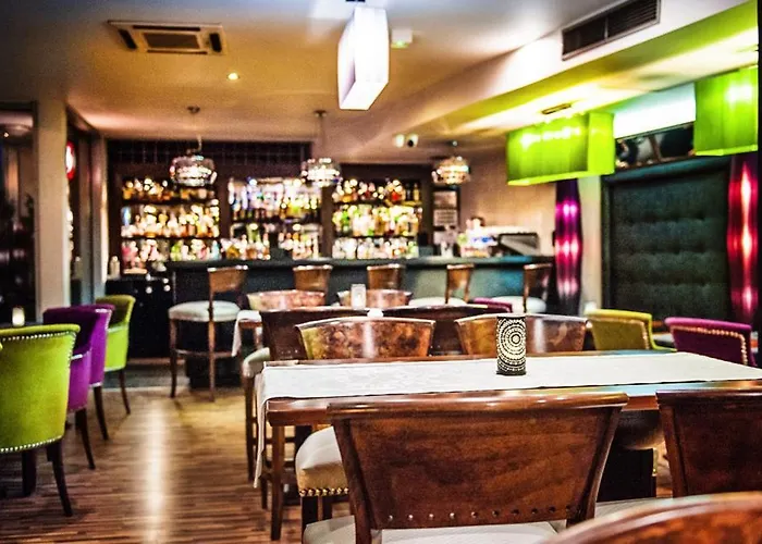 丹普雷斯提齐酒店 波兹南