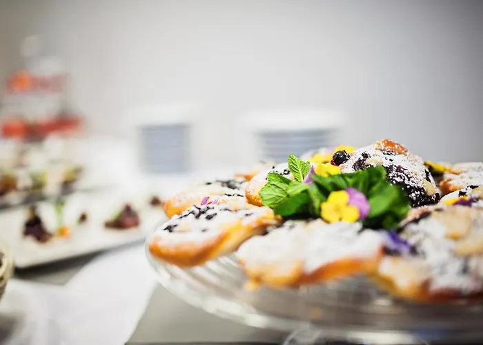 丹普雷斯提齐酒店 4* 波兹南